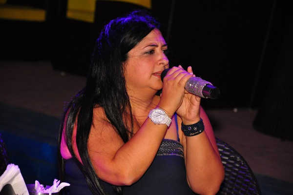Karaoke Battles at Edde Sands